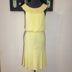 ✨Host Pick✨ 2/$25 BCBG Paris Dress with Elastic Smocking Sz S